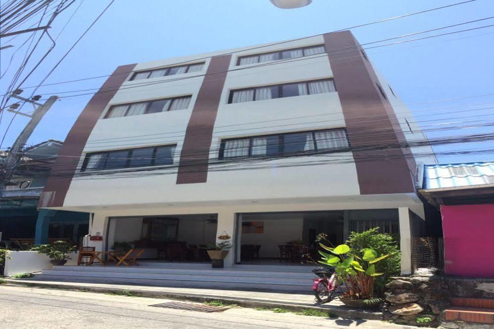 Hotel J House Phuket 2*