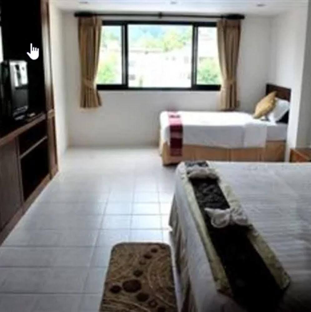 J House Phuket 2* Patong